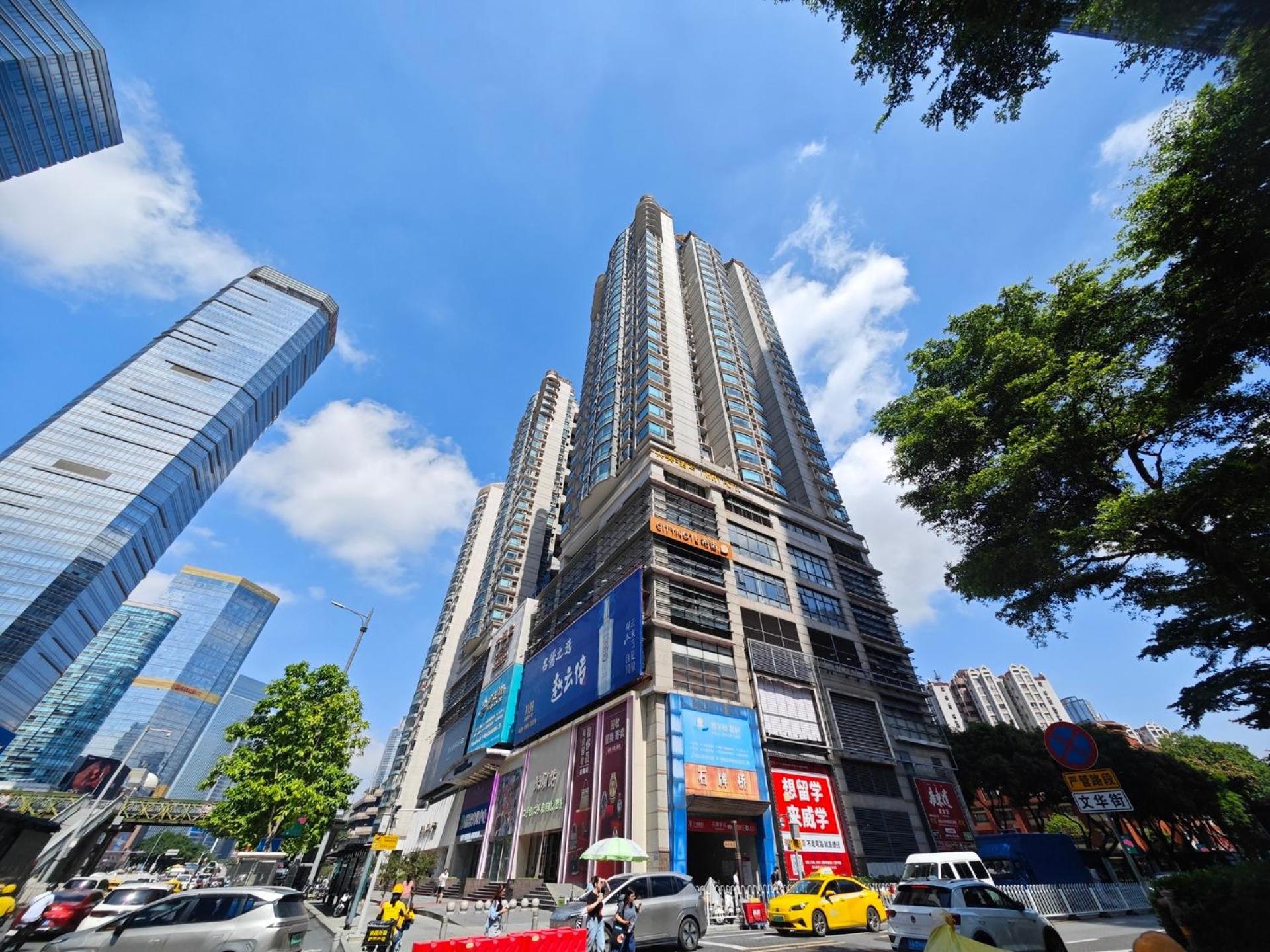 Yun Jin City View Hotel - Guangzhou Taikoo Hui Zhujiang New Town Tianhe Sports Center Екстериор снимка